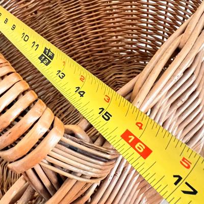 Lot of 2 Oversized Baskets