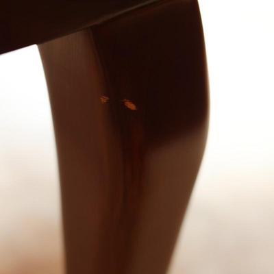 Beautiful Dining Table with (6) Chairs & (1) Leaf