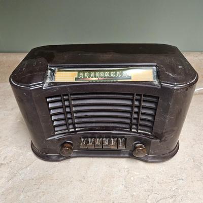 Truetone Superheterodyne Tube Radio (L-DW)