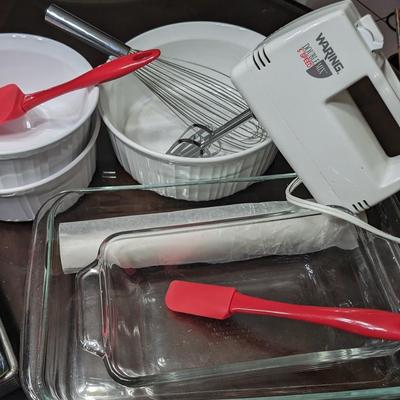 Baking Lot Waring Mixer, Corell Casseroles, 2 Spatulas, wire whisk, Pyrex Loaf, Pyrex Casserole