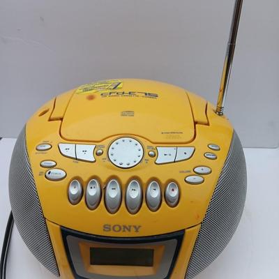 Sony CD Radio cassette-corder with CD player Model CDF-E75