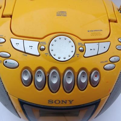 Sony CD Radio cassette-corder with CD player Model CDF-E75