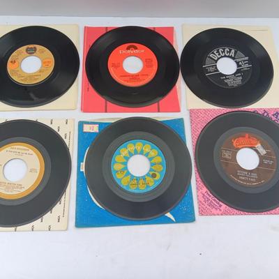 SIX 45 LP Records - Johnny Nash 0 Vanity Fare - Olivia Newton and more