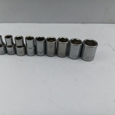 Craftsman Sockets - Craftsman tools - total of 9 3/16 -1/4 - 7/16 - 1/2 and more