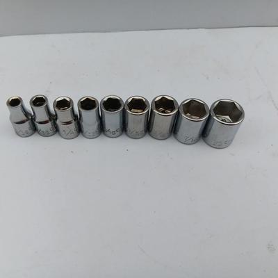 Craftsman Sockets - Craftsman tools - total of 9 3/16 -1/4 - 7/16 - 1/2 and more