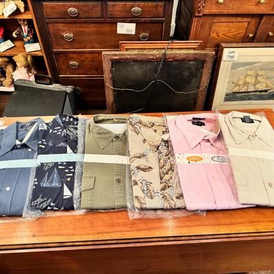 U1502 Large Lot of Mens Casual Shirts