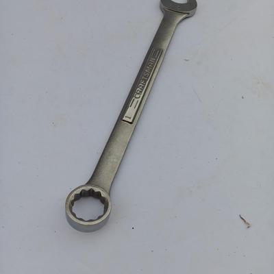 Craftsman Wrench 1" Large wrench