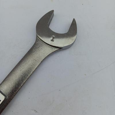 Craftsman Wrench 1" Large wrench