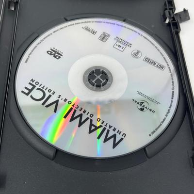 DVDs and CDs - Saw, Miami Vice, Mystic River & Country Artists