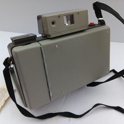NICE! Vintage Mint Polaroid 420 Land camera
