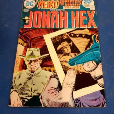 LOT 135 JONAH HEX COMIC BOOK