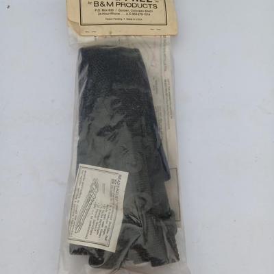 New in package Sling-Free B&M Products Model # 2 Rifle/Shotgun Ammo Shoulder pad