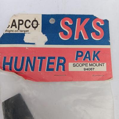 New in package SKS Hunter Pak Scope mount 94067