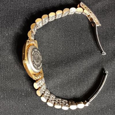 Vintage Jules Jurgensen 10 diamond Quartz wristwatch