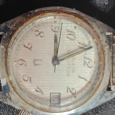 Two Bulova Accutron wristwatches for parts or repair UNTESTED