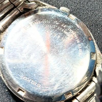 Two wristwatches Denrus & Seiko for parts or repair - UNTESTED