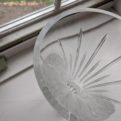 heavy lead crystal vase with brilliant cut diamond-fan pattern 9 x 5 1/2