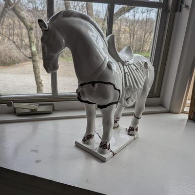 Chinese Tang Dynasty Style Ceramic Horse Sculpture