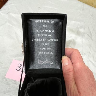 Neiman Marcus 2000 bottle stopper