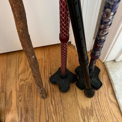 Lot Crutches, Canes, Walking Stick, Rail Bed Bumper
