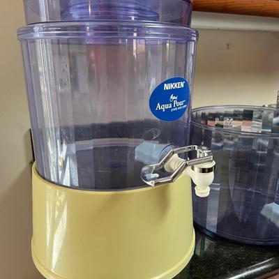 Nikken Aqua Pour Dispenser w Filters