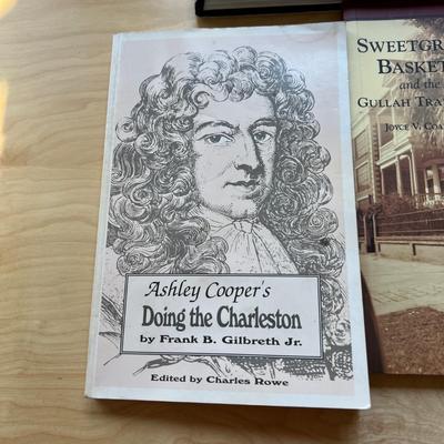 7 Books About Charleston S.C.