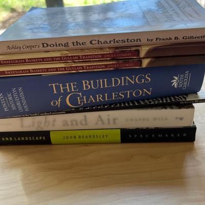 7 Books About Charleston S.C.