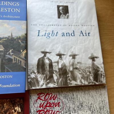 7 Books About Charleston S.C.