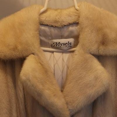 Mysels Mink Fur Coat & Hat - Excellent Condition