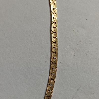 12KGold chain necklace Marked 12K 7.30 grams.
