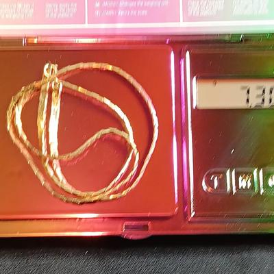 12KGold chain necklace Marked 12K 7.30 grams.