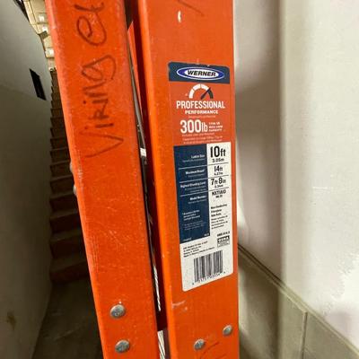 10' Tall Werner folding Step Ladder