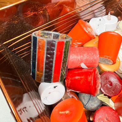 Tub of tea lights & votives