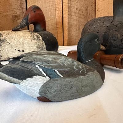 Duck Lot - Decoys, Figurine, Caller