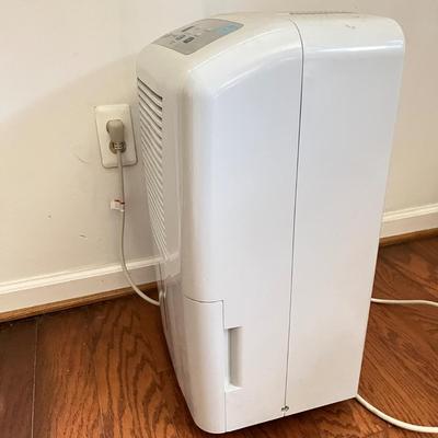 GE 70 Pints Dehumidifier