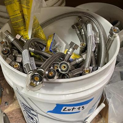 Bucket with Fawcett / Toilet Connector Hoses - All new assorted hoses +