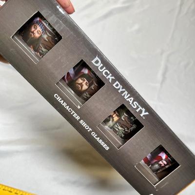 Duck Dynasty shot glasses