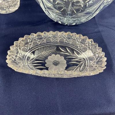 1021 Crystal Etched Boat/Bowl with Vase and Bowls