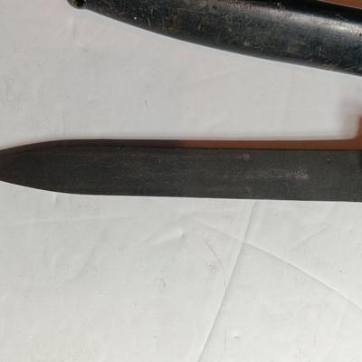 Vintage SOUTH AFRICAN R1 FAL TYPE C BAYONET, WITH SCABBARD AND CANVAS FROG