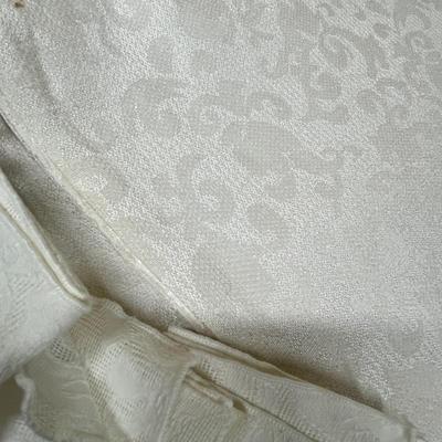 Napkins & table cloth