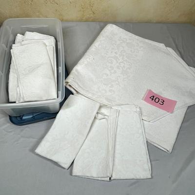 Napkins & table cloth