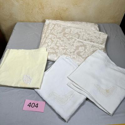 Assorted table clothes