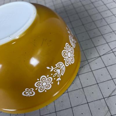 Vintage Pyrex Mixing Bowl 2-1/2 Quart Gold- Butterfly Pattern