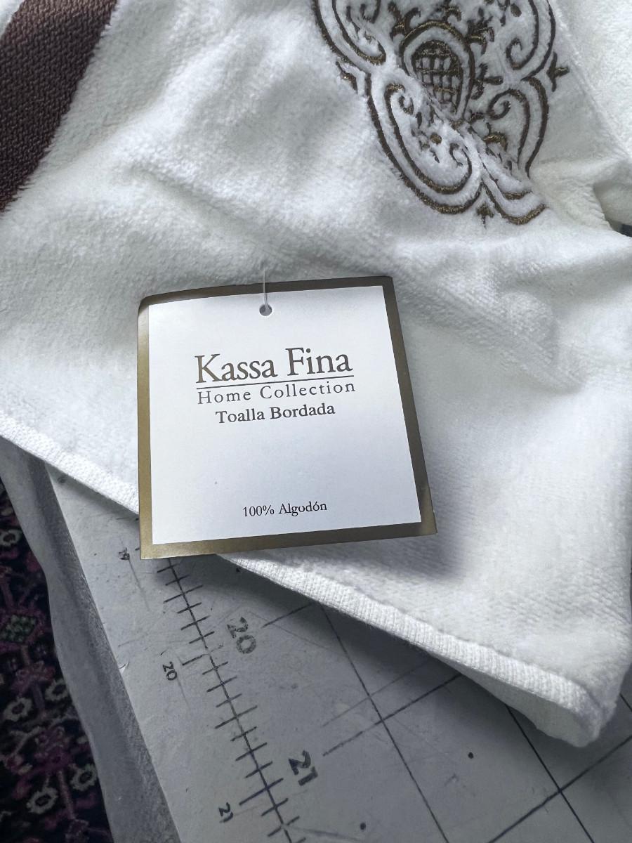 Kassafina Embellished Towels Bath Wash Cloth and Hand Towels 18 Total EstateSales