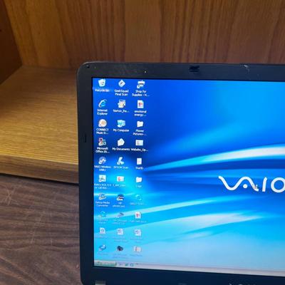 SONY Viao Laptop Computer with Charger