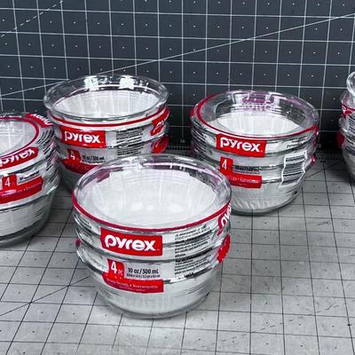 PYREX Bowl 2 Sizes; 6 ounces and 10 ounces (20 Bowls total) NEW