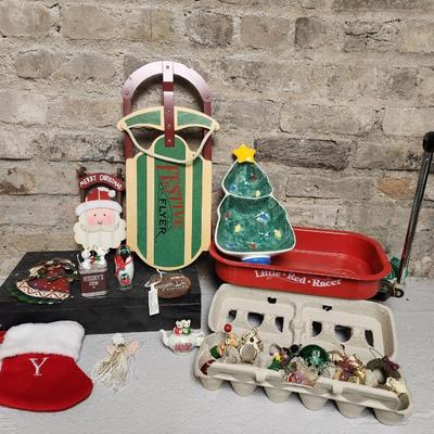 Christmas lot #5 - Hallmark sled and wagon