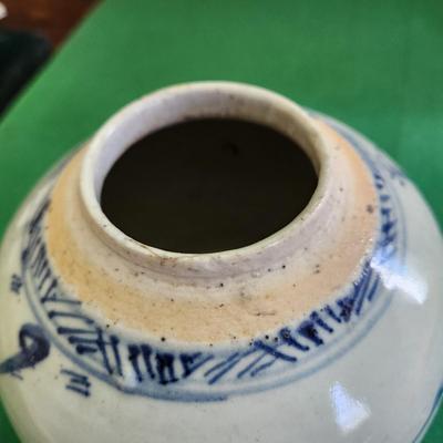 Vintage Asian Chinese Blue & White Ginger Jar