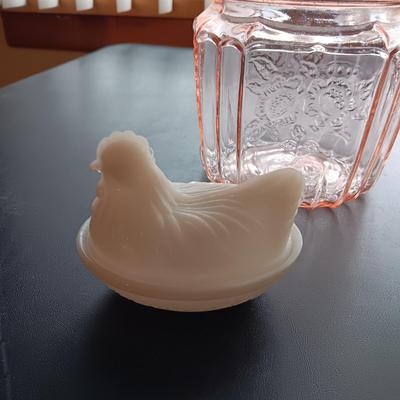 DEPRESSION GLASS CANISTER AND FRIG DISH, SALT/PEPPER SHAKERS AND HEN ON NEST