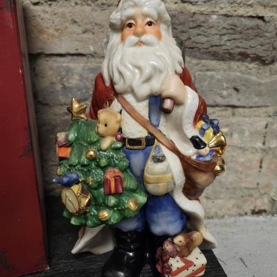 Bavarian Heritage Santa figure